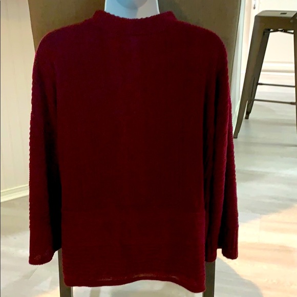 Pullover - Picture 2 of 2